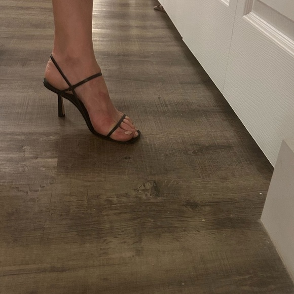 STUDIO AMELIA Strappy Heeled Sandals 37